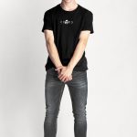 t_shirt-m-hanger-black-crop1-1114