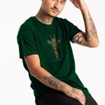 t_shirt-uk-hanger-bottle-green-crop1-1854.jpg