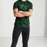 t-shirt-man-a-hanger-front-zoom1-bottle_green-2619.jpg