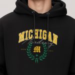 hoodies-man-a-g24-front-zoom1-black-3006.jpg