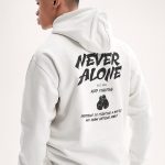 Never Alone, Φούτερ με Κουκούλα σε Λευκό Χρώμα