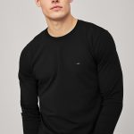 longsleeve-man-a-g16-front-zoom2-black-3135.jpg
