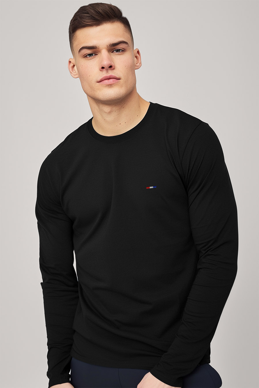 longsleeve-man-a-g16-front-zoom1-black-3135.jpg