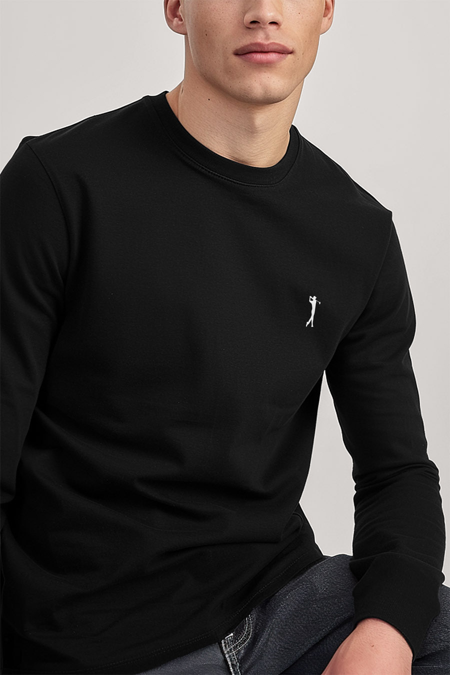 longsleeve-man-a-g18-front-zoom3-black-3129.jpg