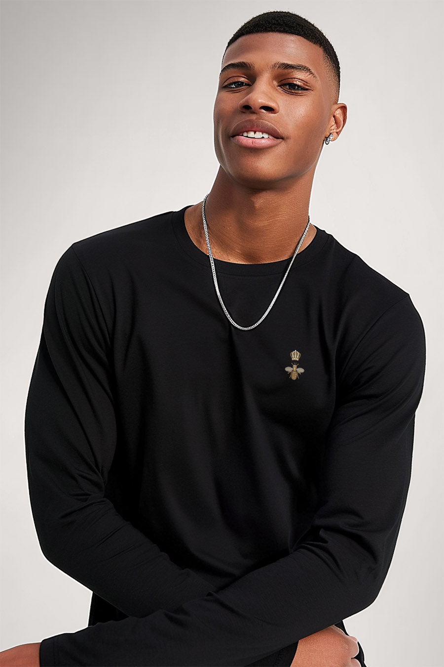 longsleeve-man-a-g19-front-zoom1-black-3134.jpg