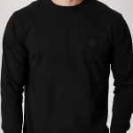 longsleeve-man-a-isolated-front-full-black-3091.jpg