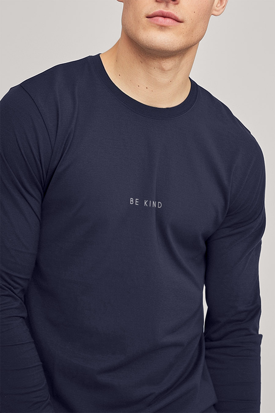 longsleeve-man-a-g22-front-zoom4-blue-3014.jpg