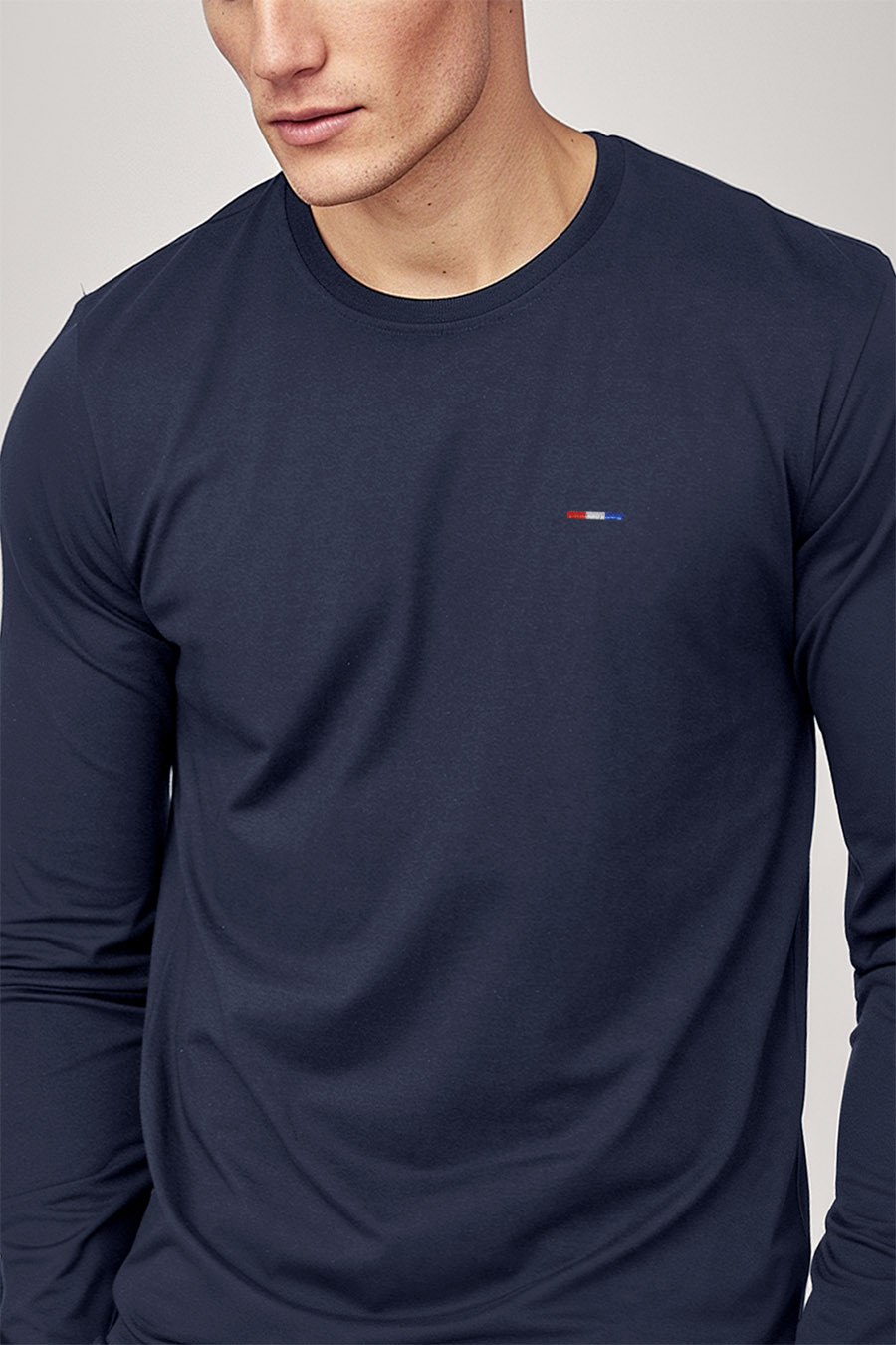 longsleeve-man-a-g26-front-zoom3-blue-3135.jpg