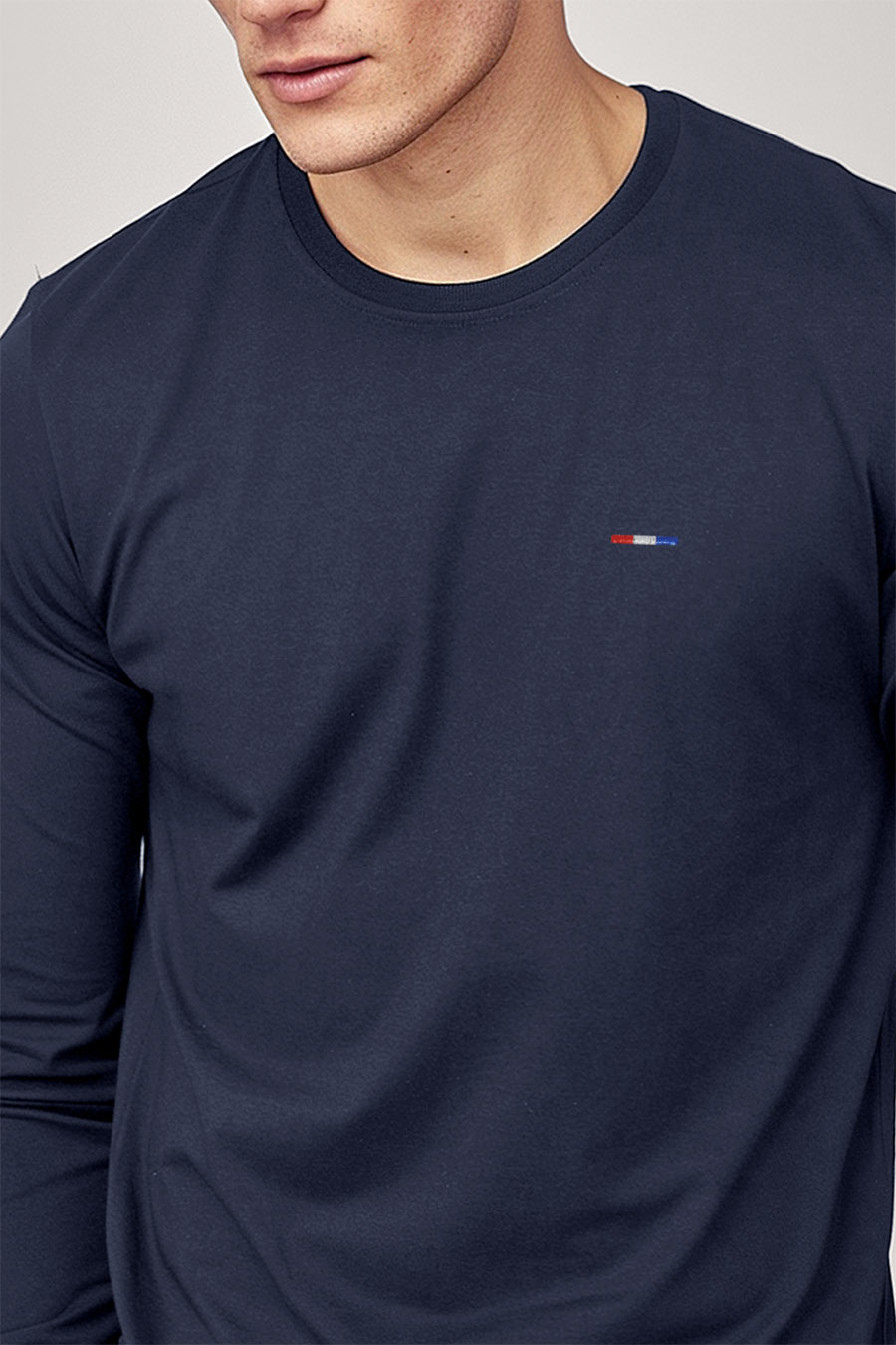 longsleeve-man-a-g26-front-zoom4-blue-3135.jpg