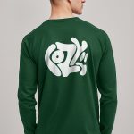 longsleeve-man-a-g28-back-zoom1-green-3234.jpg