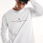 longsleeve-man-a-isolated-front-full-white-3205.jpg