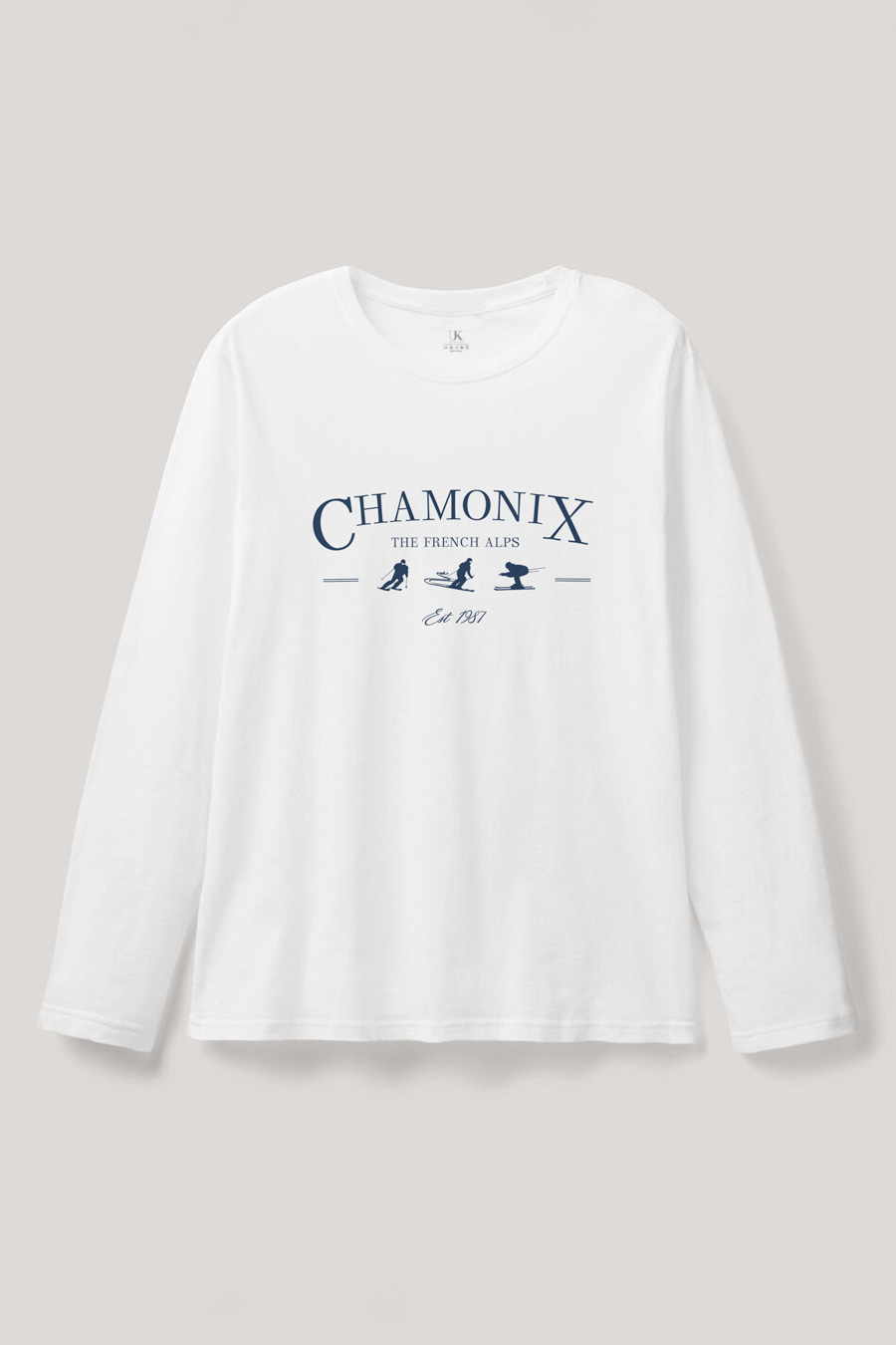 longsleeve-man-a-isolated-front-full-white-3051.jpg