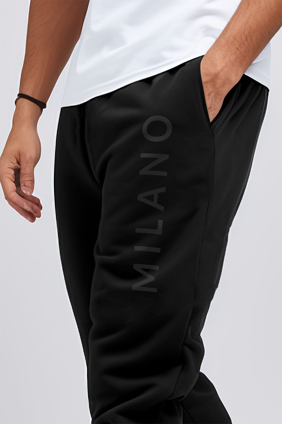 sweatpants-man-b-g20-front-zoom3-black-3057.jpg