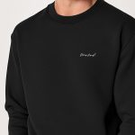 sweatshirts-man-a-g21-front-zoom2-black-3172.jpg