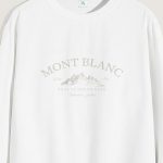 sweatshirts-man-a-isolated-front-full-white-3081.jpg