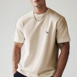 t-shirt-man-a-hanger-front-zoom2-ecru-4328.jpg