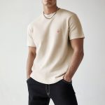 t-shirt-man-a-hanger-front-zoom2-ecru-4335.jpg