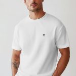 t-shirt-man-a-hanger-front-zoom2-white-4337.jpg