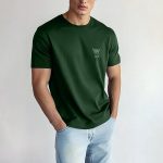 t-shirt-man-a-hanger-front-zoom2-green-4295.jpg