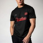 t-shirt-man-a-hanger-front-zoom1-black-4221.jpg