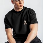 t-shirt-man-a-hanger-front-zoom1-black-4131.jpg