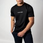 t-shirt-man-a-hanger-front-zoom1-black-4010.jpg