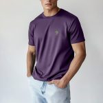 t-shirt-man-a-hanger-front-zoom2-purple-4313.jpg