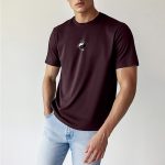 t-shirt-man-a-hanger-front-zoom1-burgundy-4071.jpg