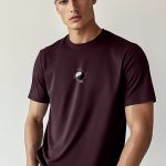 t-shirt-man-a-hanger-front-zoom1-burgundy-4071.jpg