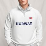halfzip-man-a-g23-front-full-white-5014.jpg