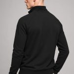 halfzip-man-a-g1-front-zoom1-black-5154.jpg