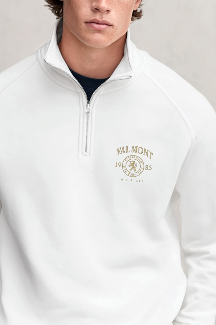 halfzip-man-a-g21-front-zoom3-white-5078.jpg