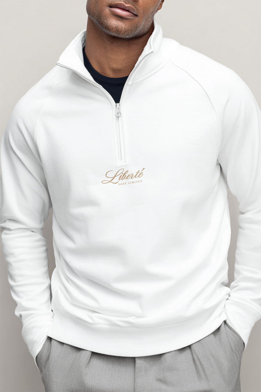halfzip-man-a-g22-front-zoom2-white-5075.jpg