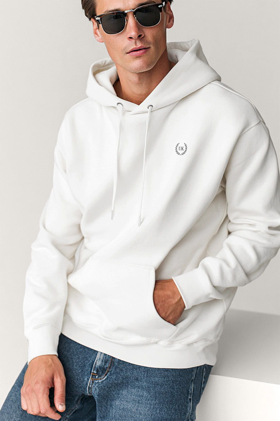hoodies-man-a-g43-front-zoom1-white-5243.jpg