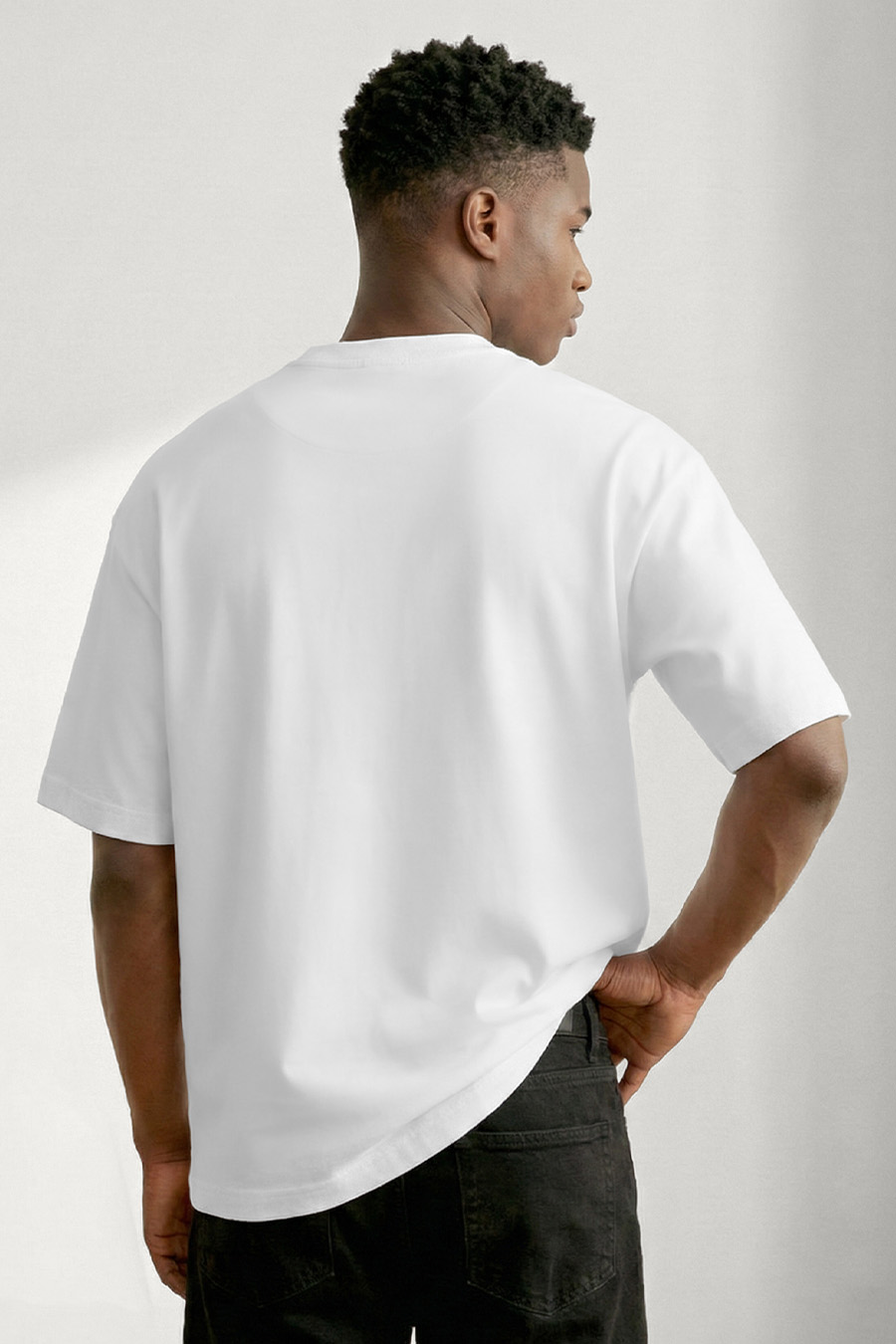 boxy-t-shirt-man-a-g14-back-full-white-no_stamp.jpg