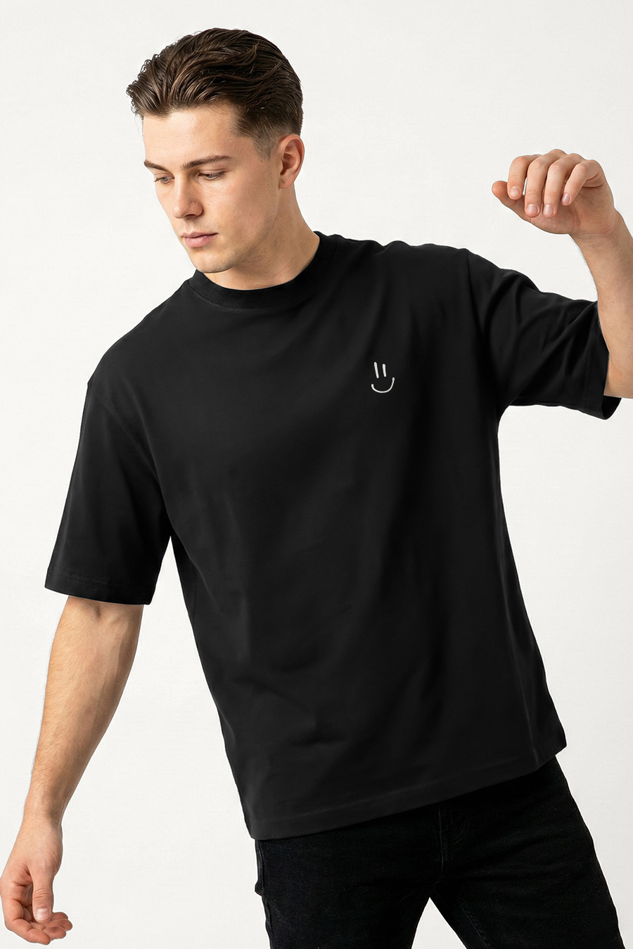 boxy-t-shirt-man-a-g4-front-zoom1-black-5003.jpg