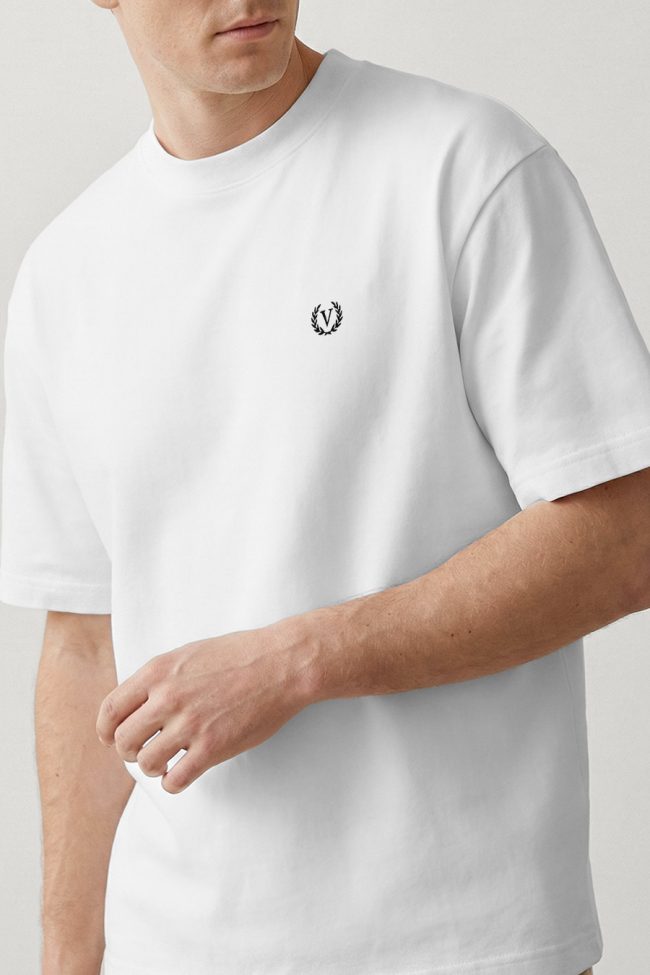 Oversized T-Shirt με Design Print σε Λευκό Χρώμα, V Royal