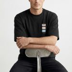 t-shirt-man-a-boxy-front-zoom2-black-5449.jpg