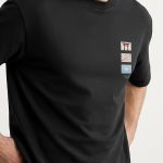 t-shirt-man-a-boxy-front-zoom2-black-5449.jpg