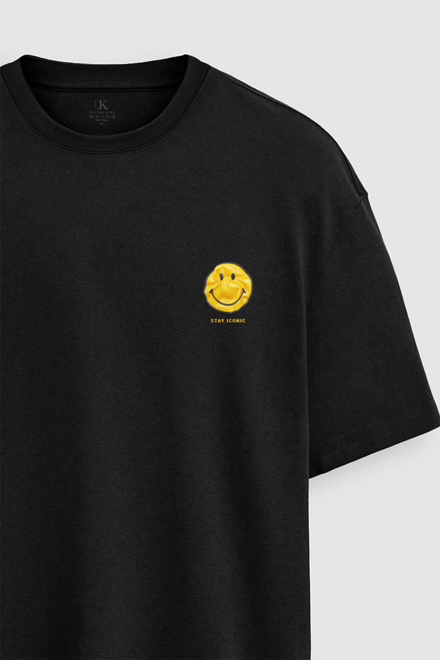 t-shirt-man-a-boxy-front-zoom2-black-5045.jpg
