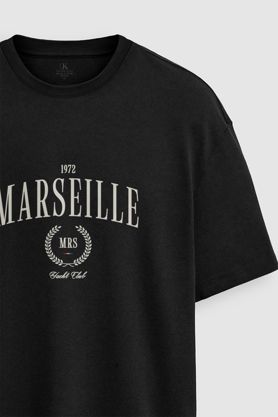 t-shirt-man-a-boxy-front-zoom2-black-5071.jpg