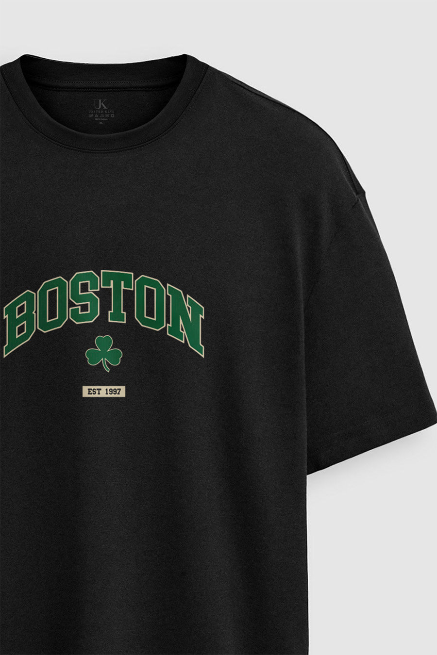 t-shirt-man-a-boxy-front-zoom2-black-5076.jpg