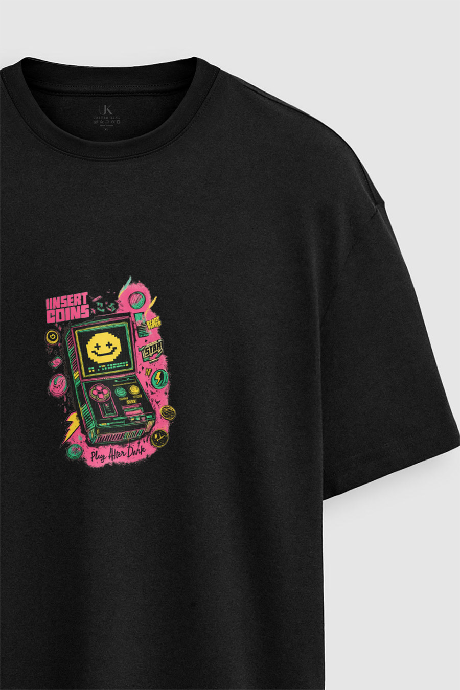t-shirt-man-a-boxy-front-zoom2-black-5281.jpg