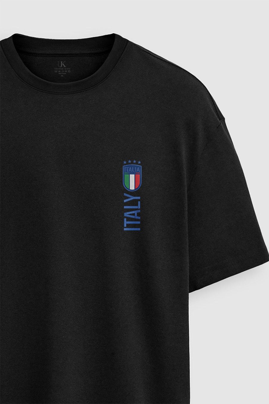 t-shirt-man-a-boxy-front-zoom2-black-5365.jpg