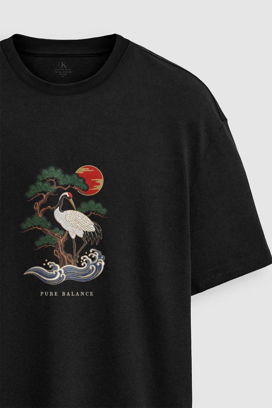 t-shirt-man-a-boxy-front-zoom2-black-5426.jpg
