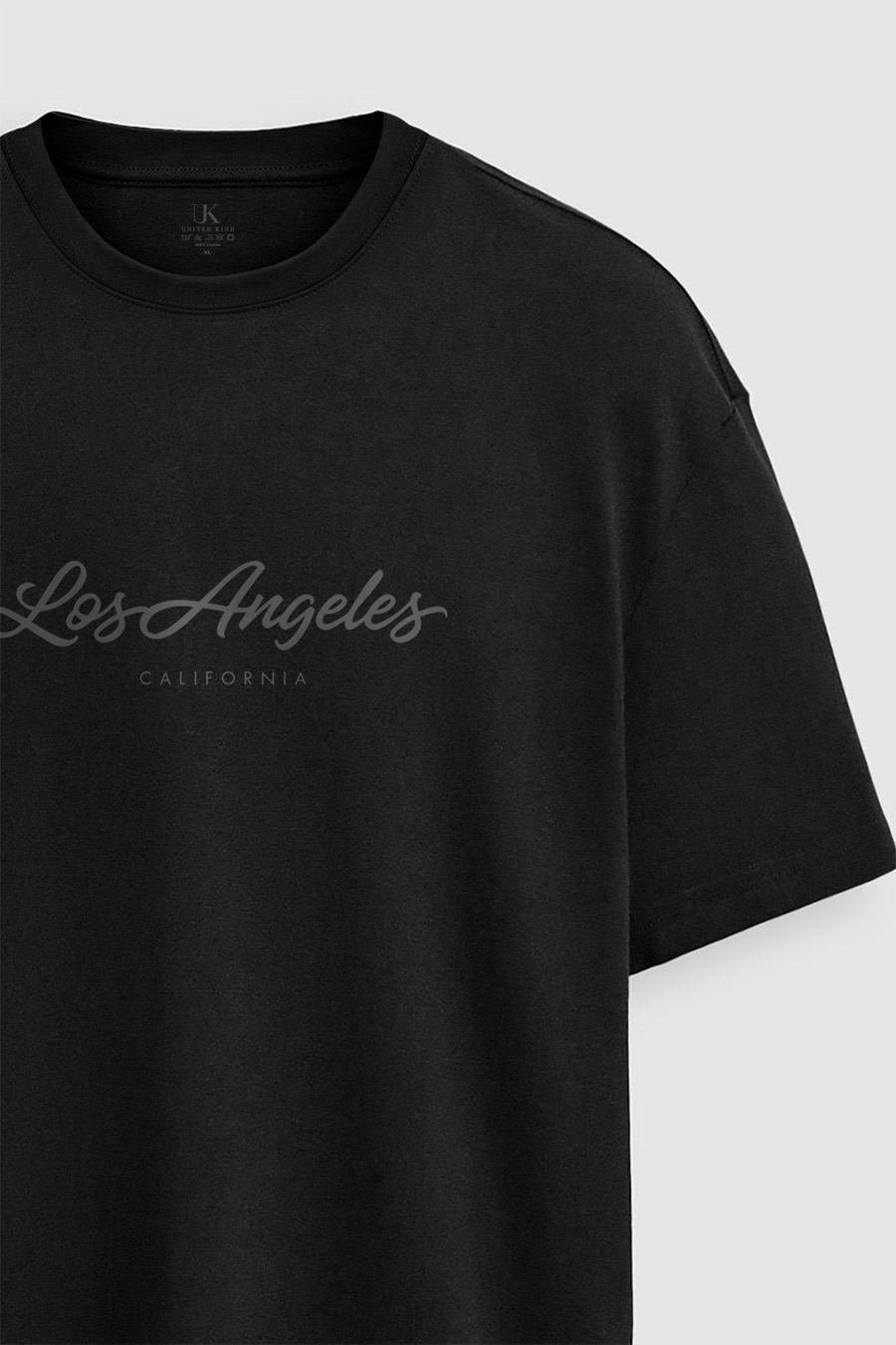 t-shirt-man-a-boxy-front-zoom2-black-5515.jpg