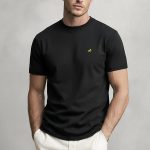 t-shirt-man-a-hanger-front-zoom4-black-5329.jpg