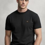 t-shirt-man-a-hanger-front-zoom2-black-5331.jpg