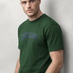 t-shirt-man-a-hanger-front-zoom1-green-5199.jpg
