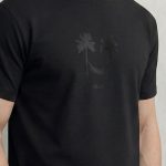 t-shirt-man-a-hanger-front-zoom1-black-5406.jpg